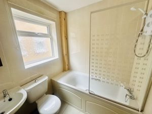 Bathroom - click for photo gallery